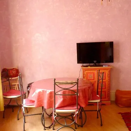 Casa de Férias House With 3 Bedrooms In Merslesbains 200 M From The Beach *